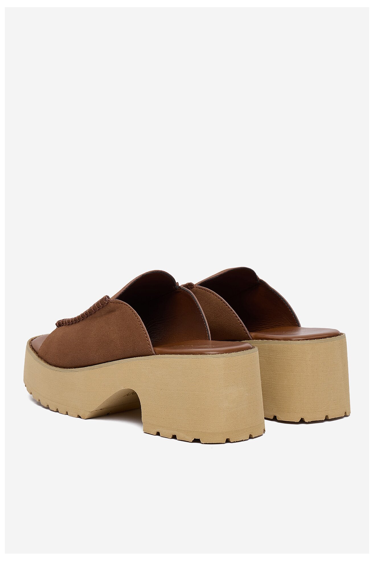 Klapki Jenny CEO-LB-G9338A Brązowy