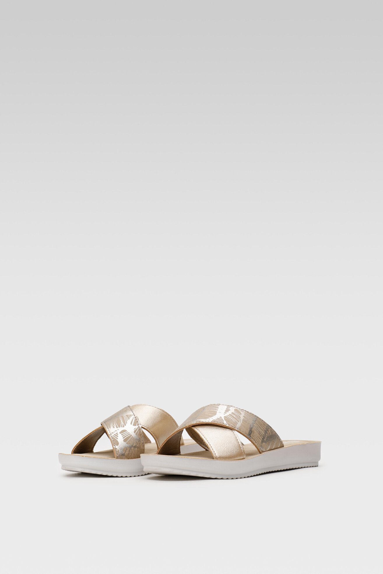 Klapki Inblu BM28PP01 Złoty