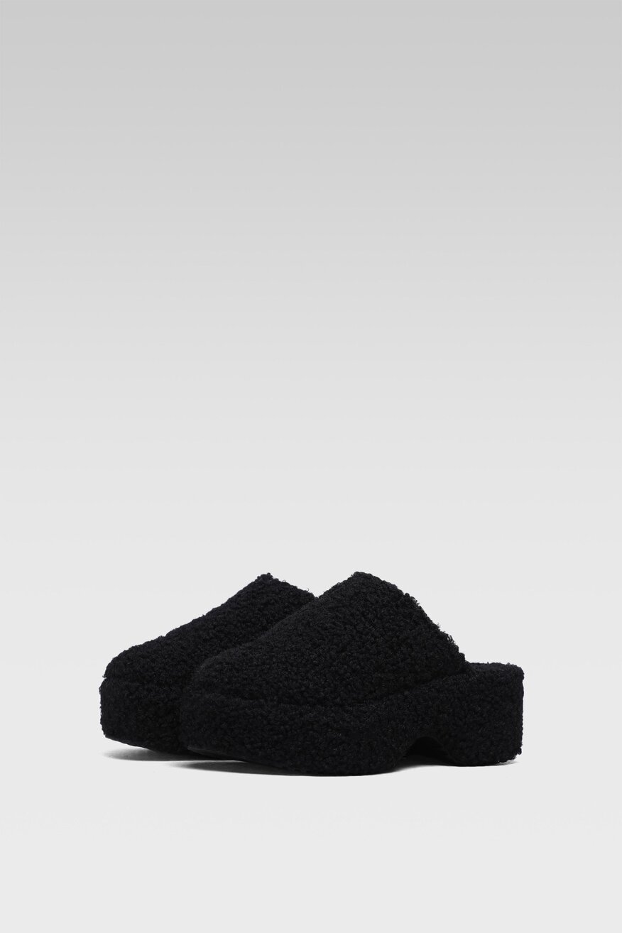 
                Jenny Fairy - Klapki chodaki czarne - 5904248641054