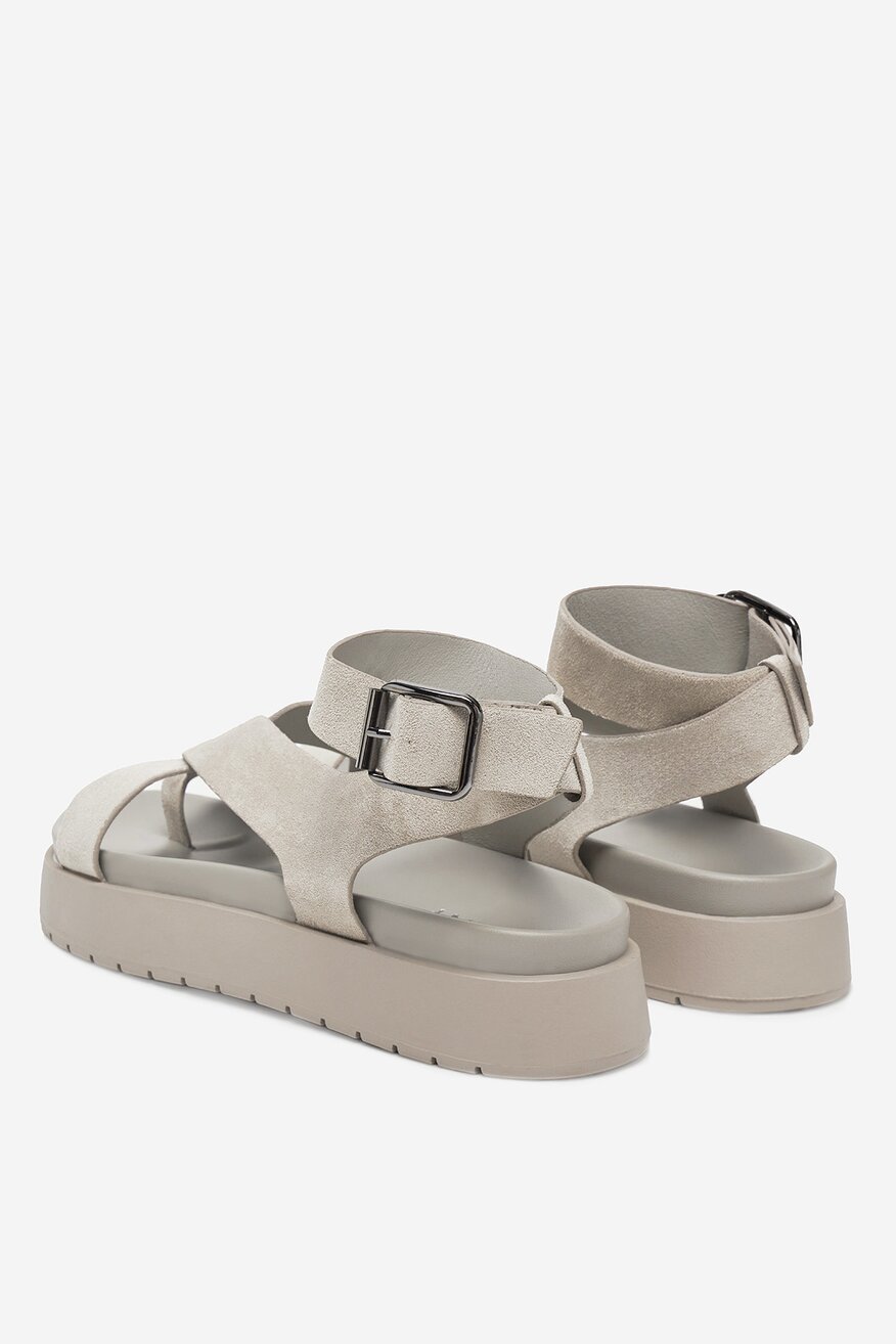 
                Szandál Jenny SZÜRKE - 5904862313382