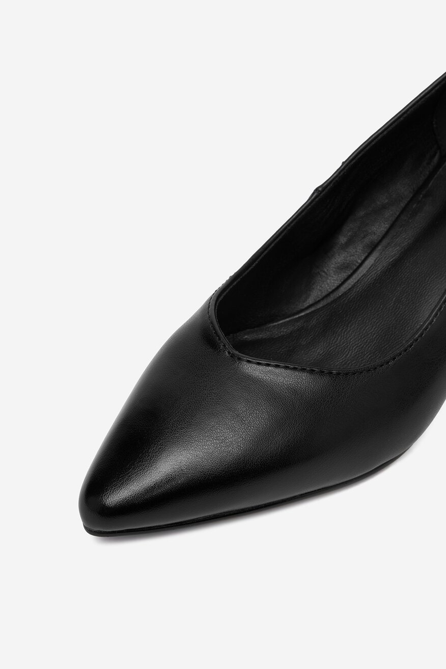 
                Cipele na štiklu Lasocki CRNA - 5906751656822