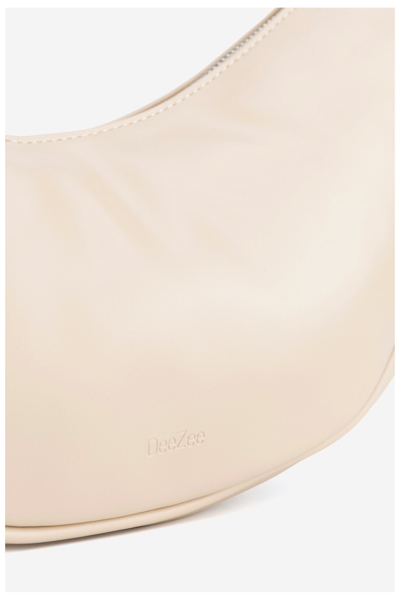 Дамска чанта DeeZee MDP-L-016-06 БЕЖОВ