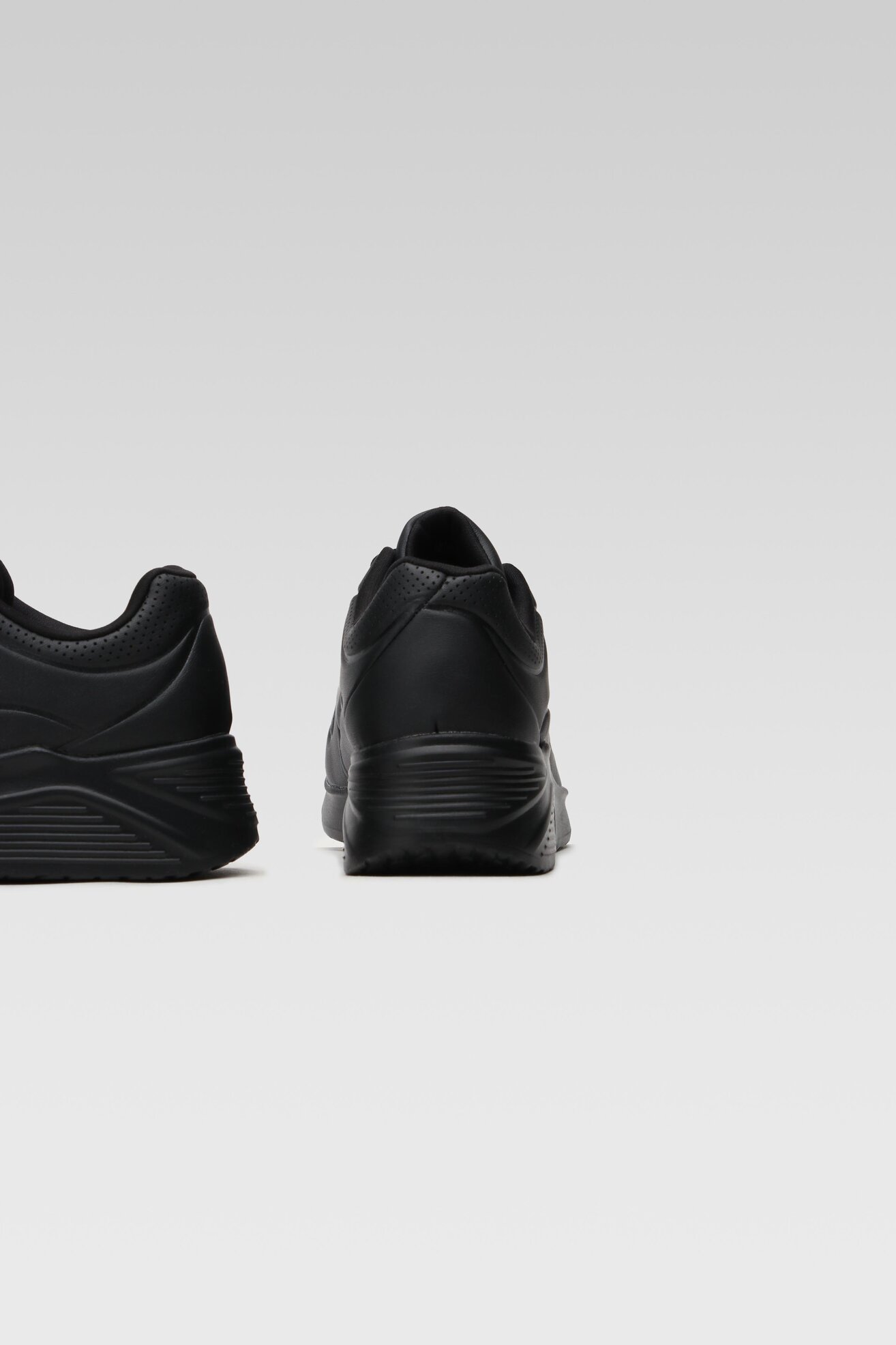 Sportcipő Skechers 8750063 BBK FEKETE