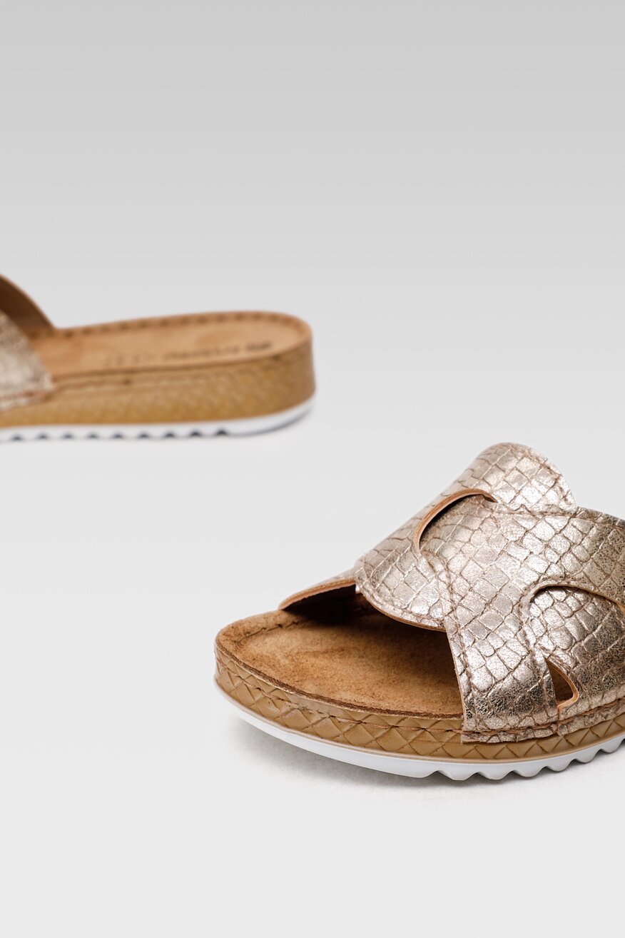 
                Inblu - Klapki ze zwierzęcym motywem srebrne - 5904248635510