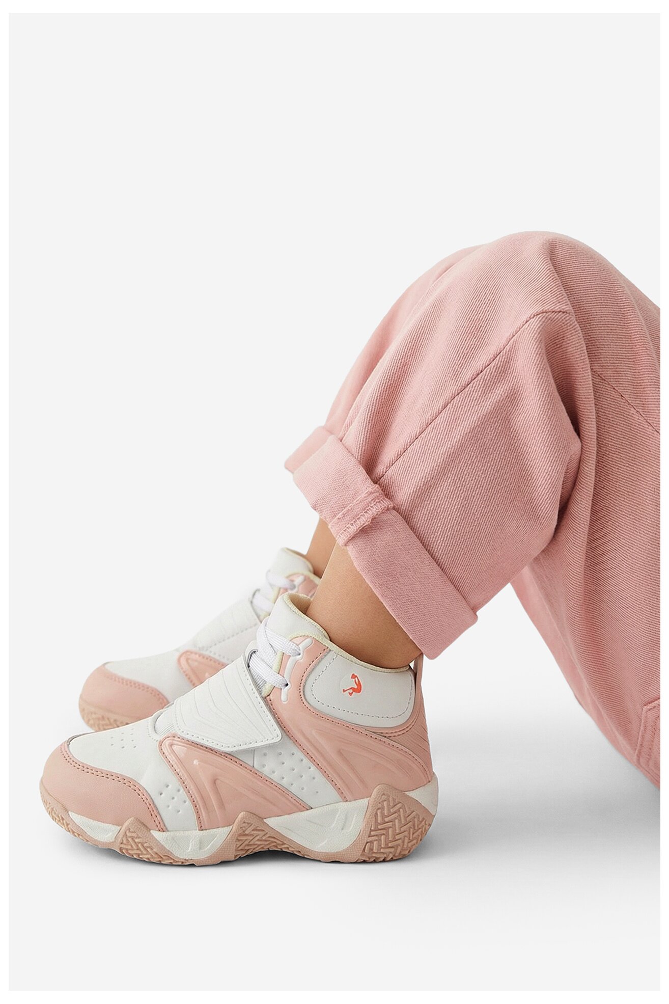 Спортни обувки SHAQ CEO-DEVASTATOR AQ95010R-WP БЯЛ