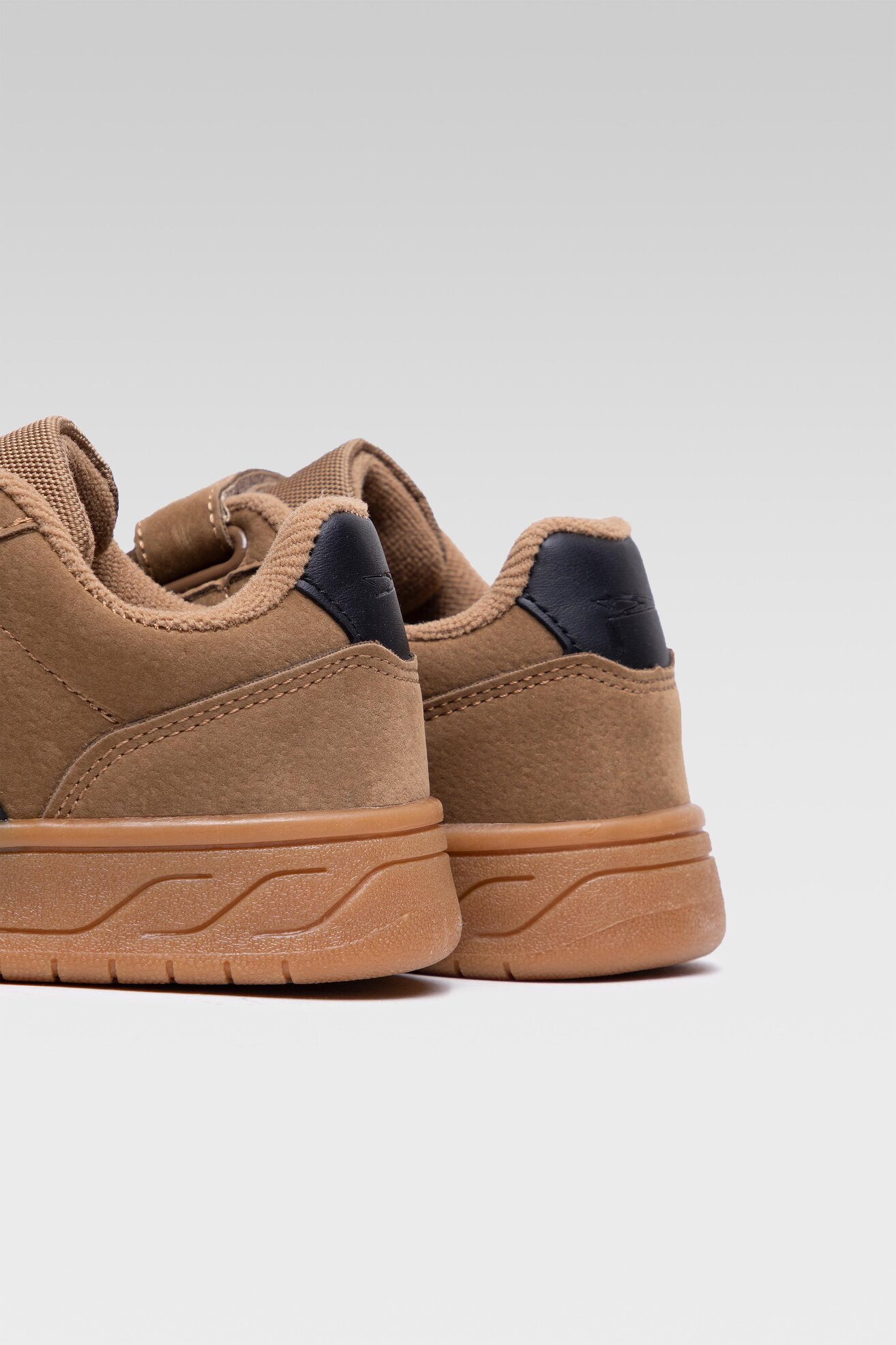 Obuwie sportowe Sprandi CP40-1234 Khaki