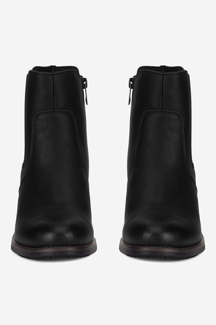 
                        Kratke čizme Clara Barson CEO-WS15221-02 CRNA - 5906751384701