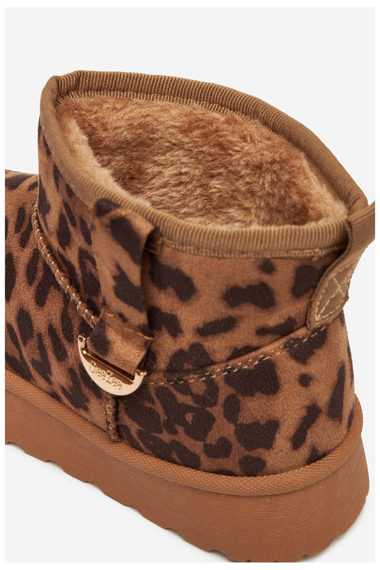 Ghete DeeZee CEO-CS23327-01 CREM