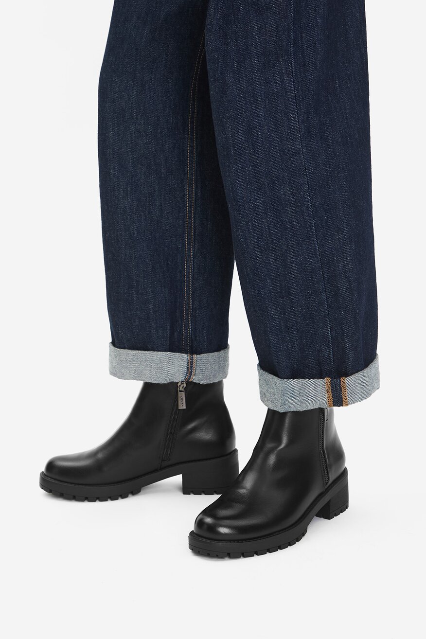 
                Jenny - Botki na słupku - 5906751321942