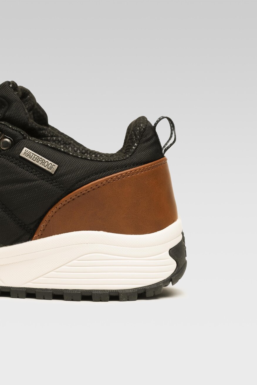 Fila - HIKEBOOSTER LOW - 8719477731998