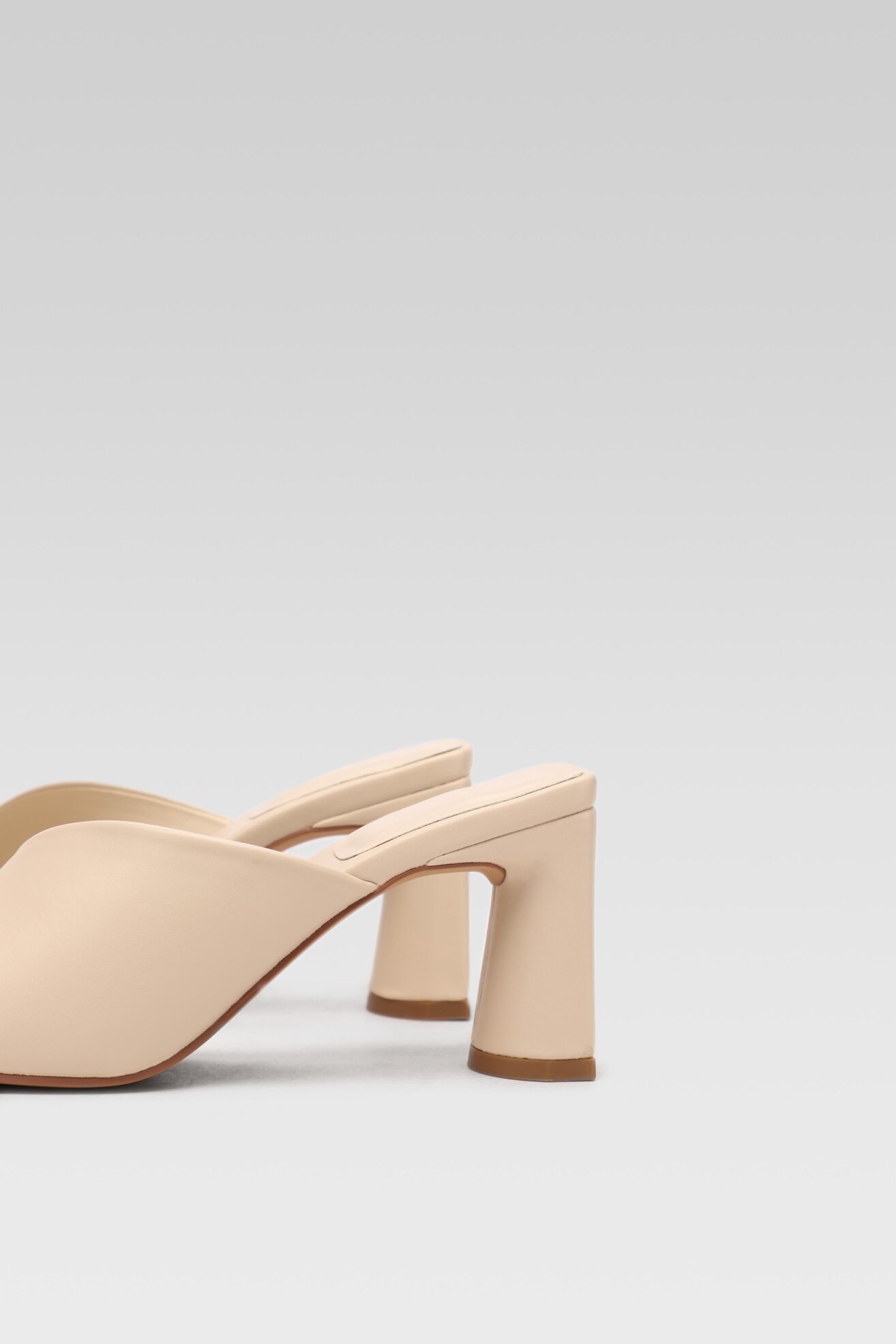 Klapki Jenny Fairy WYL2630-1 Beżowy