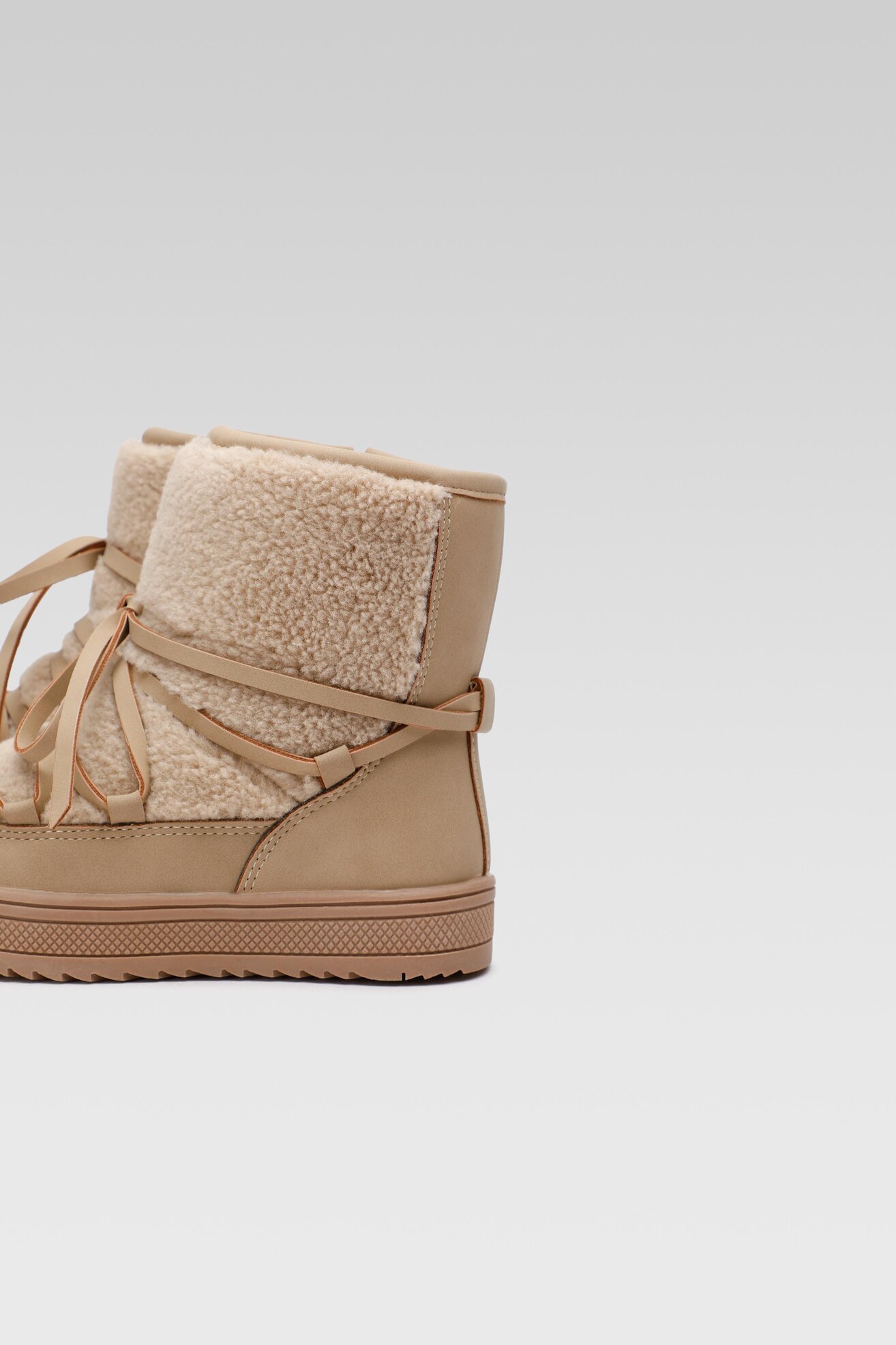 Csizma Nelli Blu CM220117-11 BÉZS