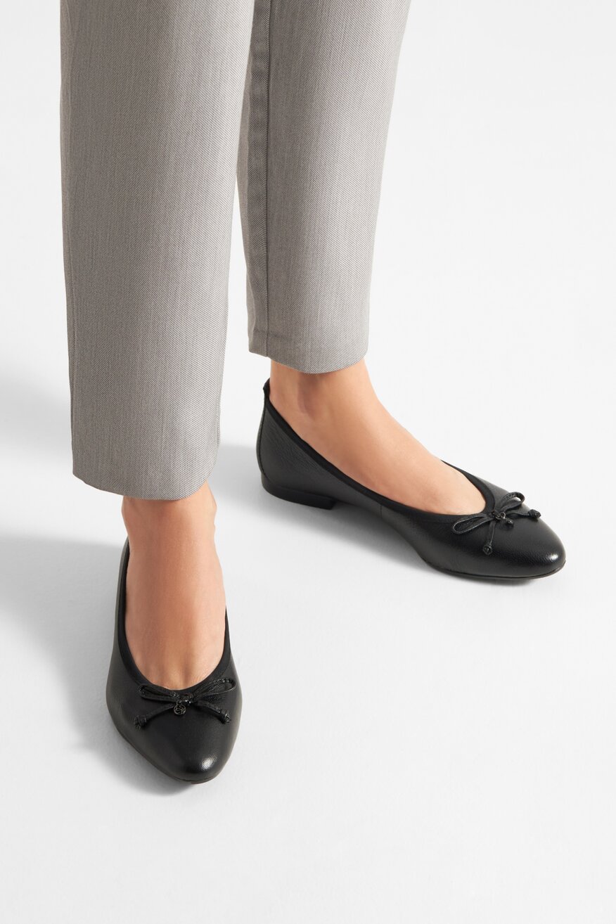 
                Балетки Lasocki ЧОРНИЙ - 5905588013945