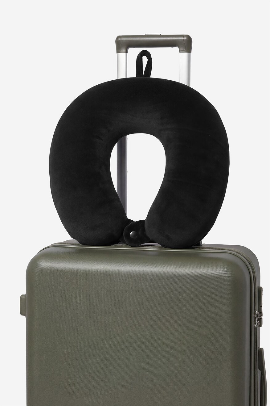 
                Подушка DeeZee ЧОРНИЙ - 5906751914328