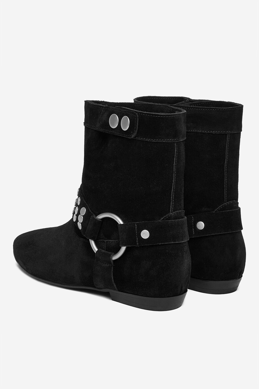 
                Боти Badura ЧЕРЕН - 5906751388280