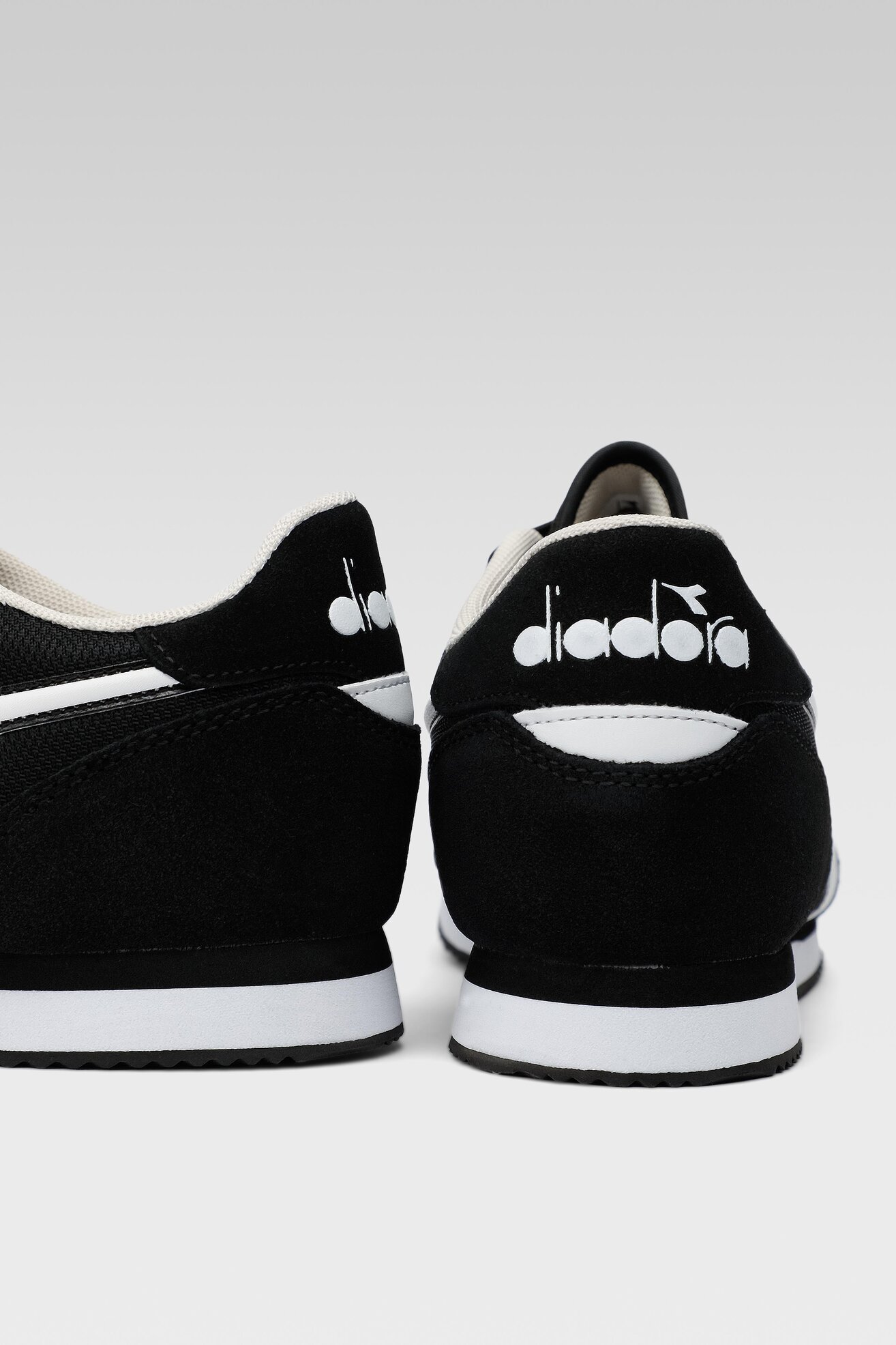 Obuwie sportowe Diadora SIMPLE RUN DD-01.173745-C0641 Czarny