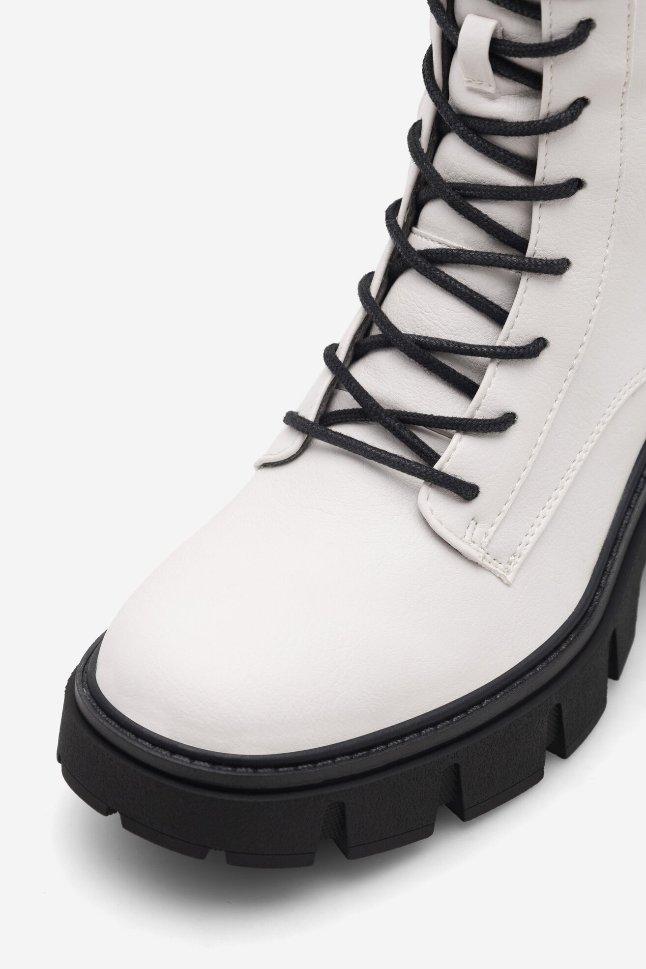 Trzewiki Mustang 1471-502 Biały