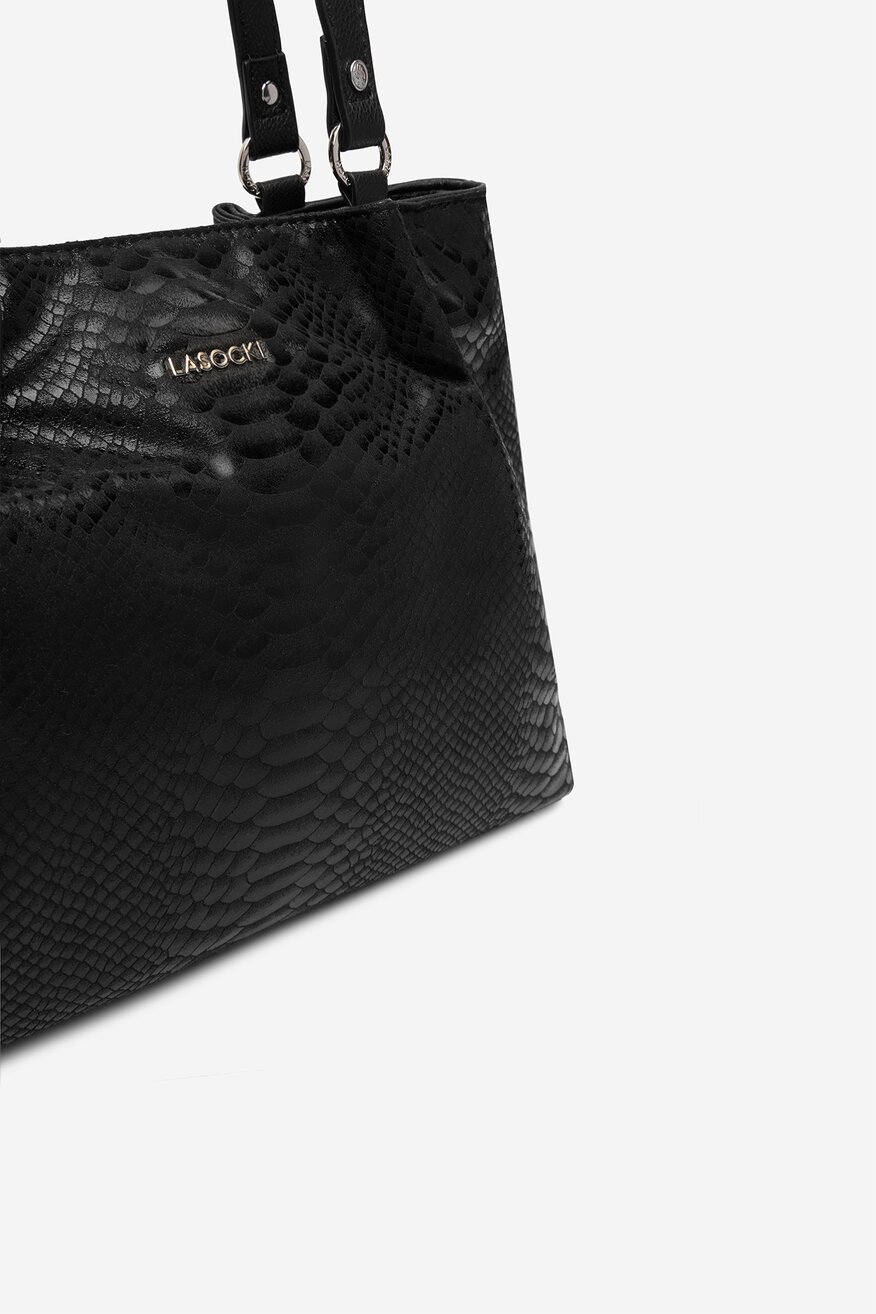 
                Дамска чанта Lasocki ЧЕРЕН - 5906751564776
