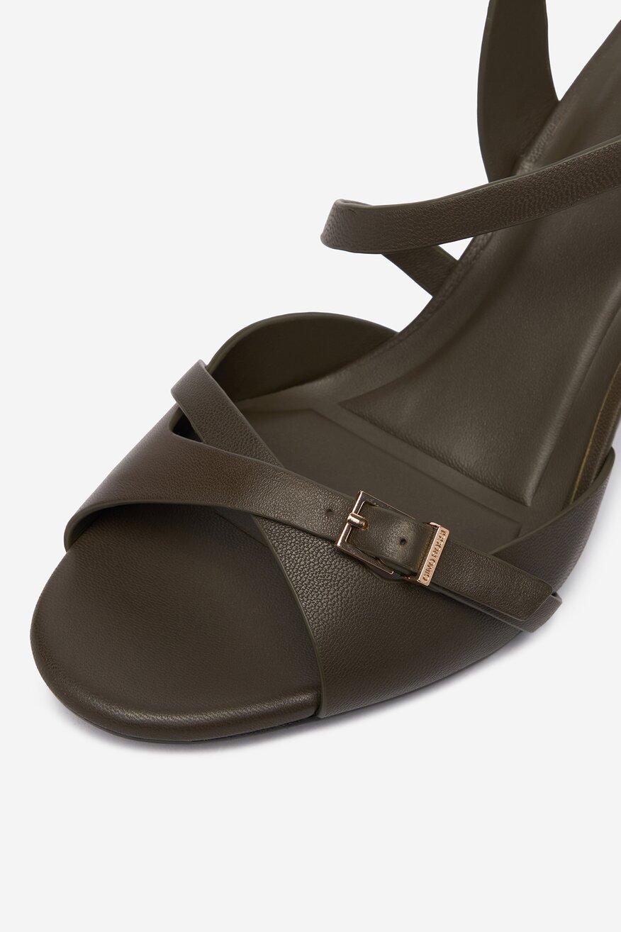 
                Gino Rossi - Sandały skórzane - 5906751776056