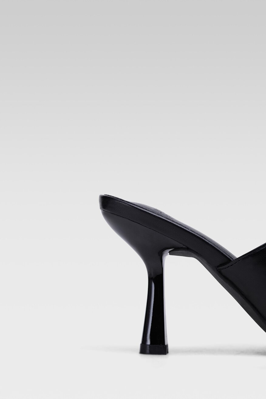 
                Șlapi Jenny Fairy NEGRU - 5904248701994