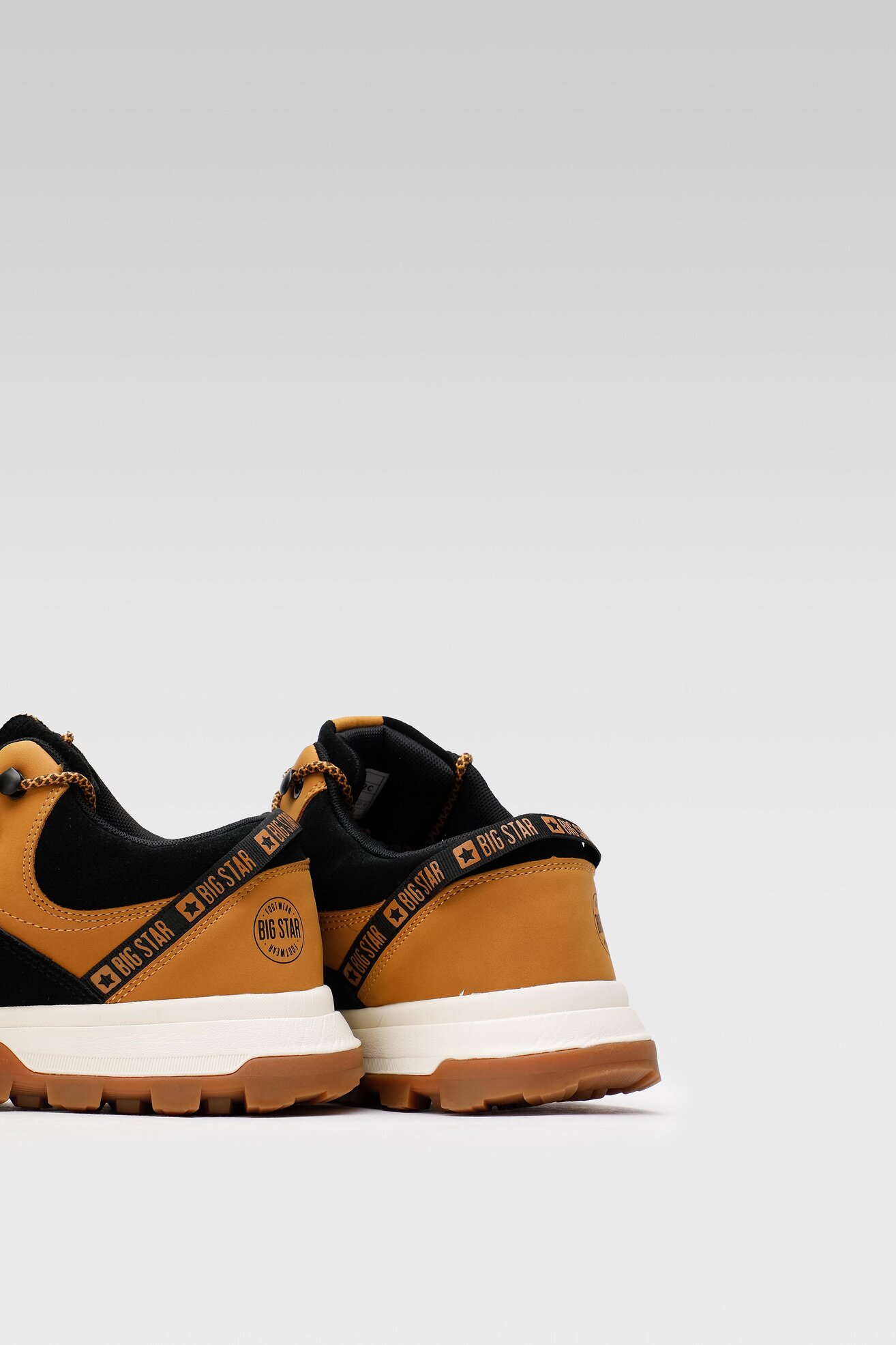 Sneakers Big Star KK174242C Camel