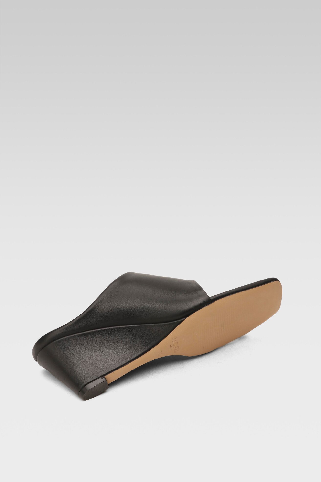 Klapki Badura 22918 Czarny