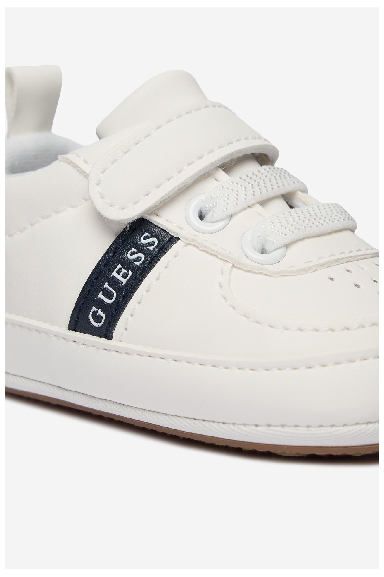 Половинки обувки GUESS KIDS CEO-CM250815-1 БЯЛ