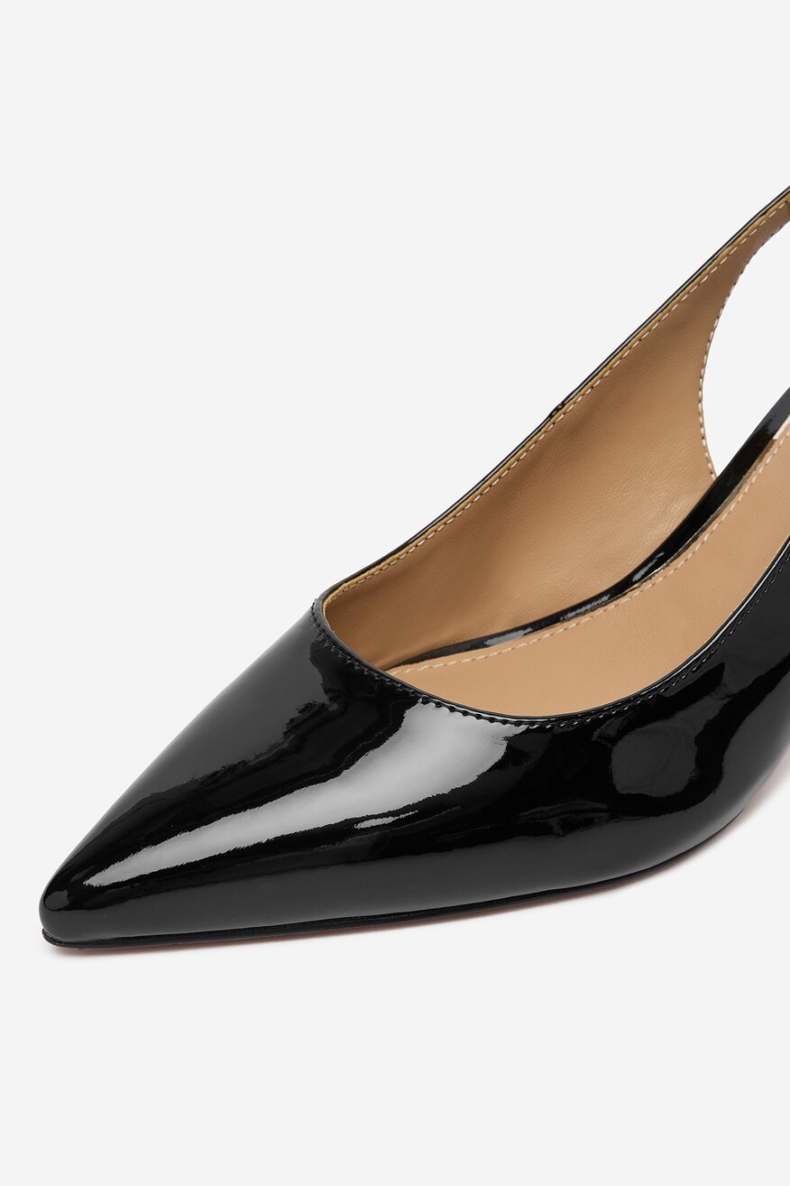 
                Туфлі-Човники NINE WEST ЧОРНИЙ - 5906751886571