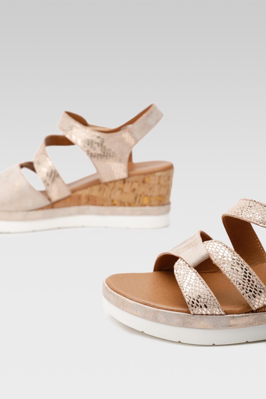 
                Сандалі Clara Barson РОЖЕВИЙ - 5904862787855