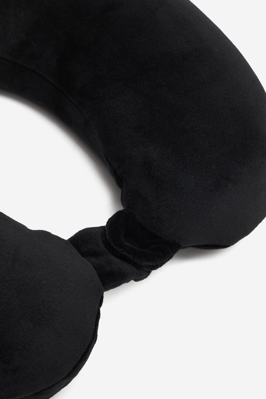 
                Възглавница Beverly Hills Polo Club ЧЕРЕН - 5906751925706