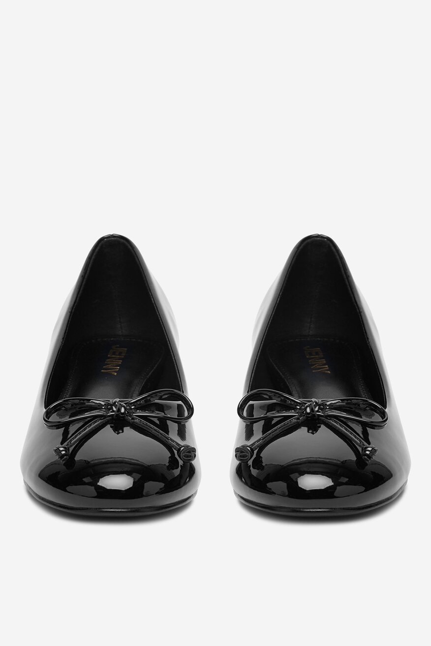 
                Елегантни обувки Jenny ЧЕРЕН - 5906751709429