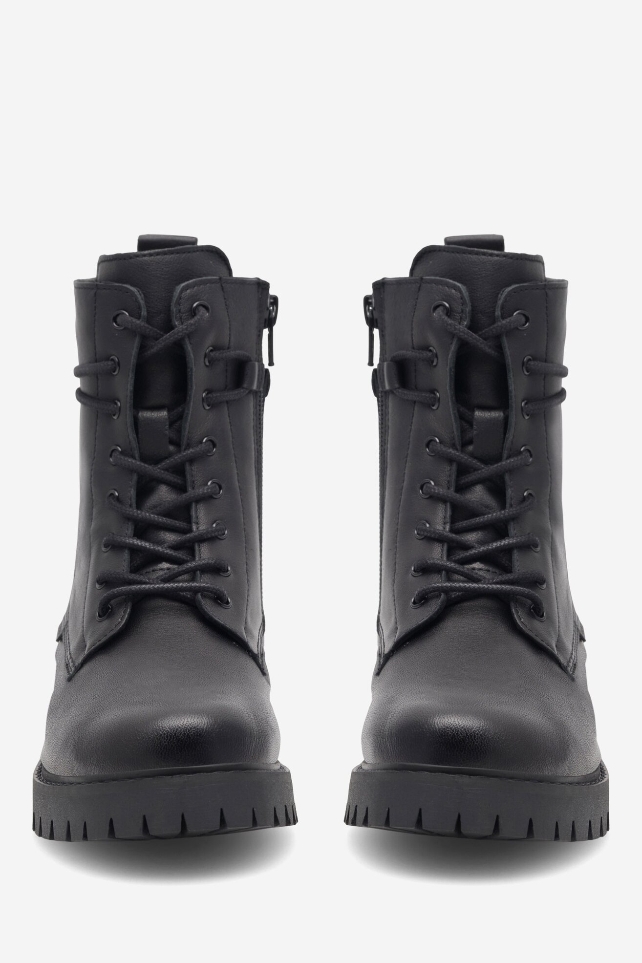 Šněrovací vyšší obuv Lasocki Young RIVER CI12-8468-01 ČERNÁ