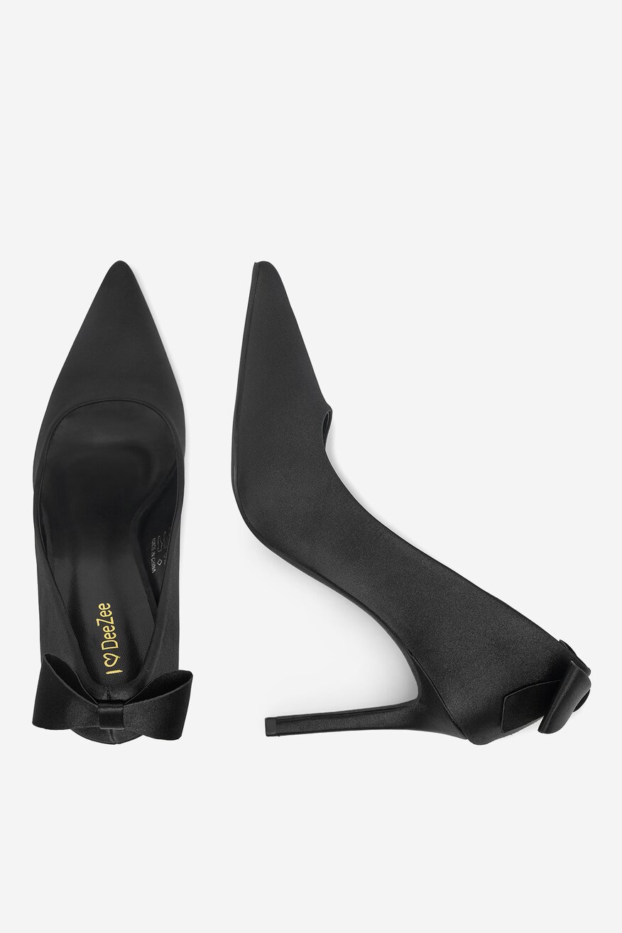 
                Körömcipő DeeZee FEKETE - 5904410904802