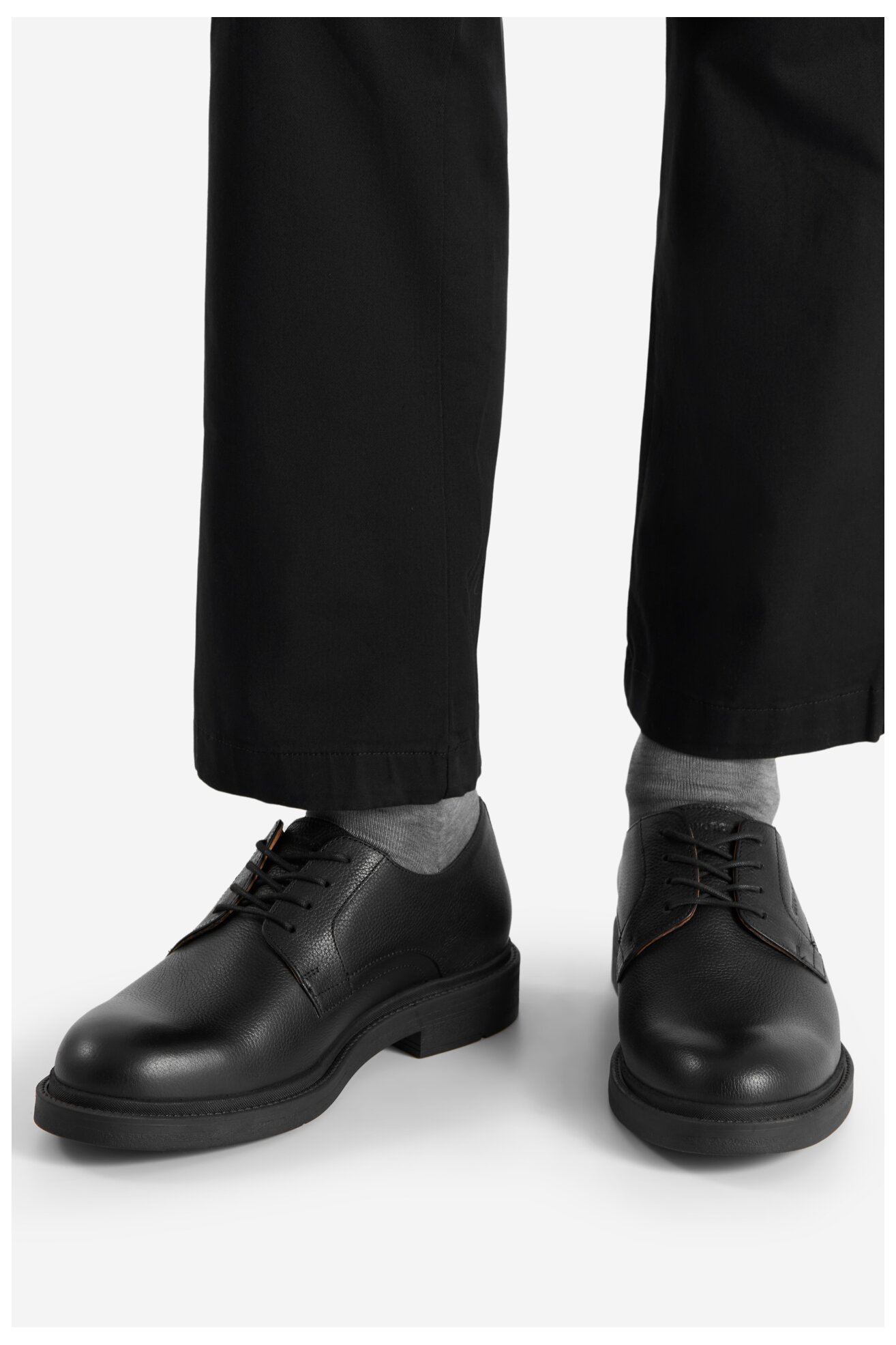 Pantofi casual Gino Rossi FERYD-26 MI08 NEGRU