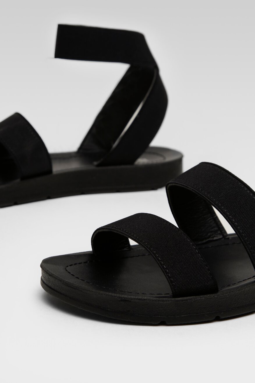 
                Bassano - Sandały czarne - 5904248672706