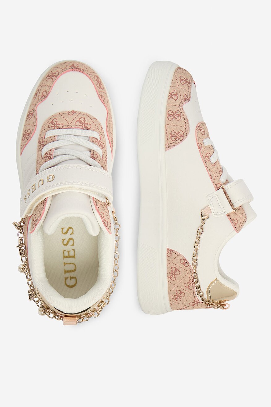 
                Сникърси GUESS БЯЛ - 5906751755112