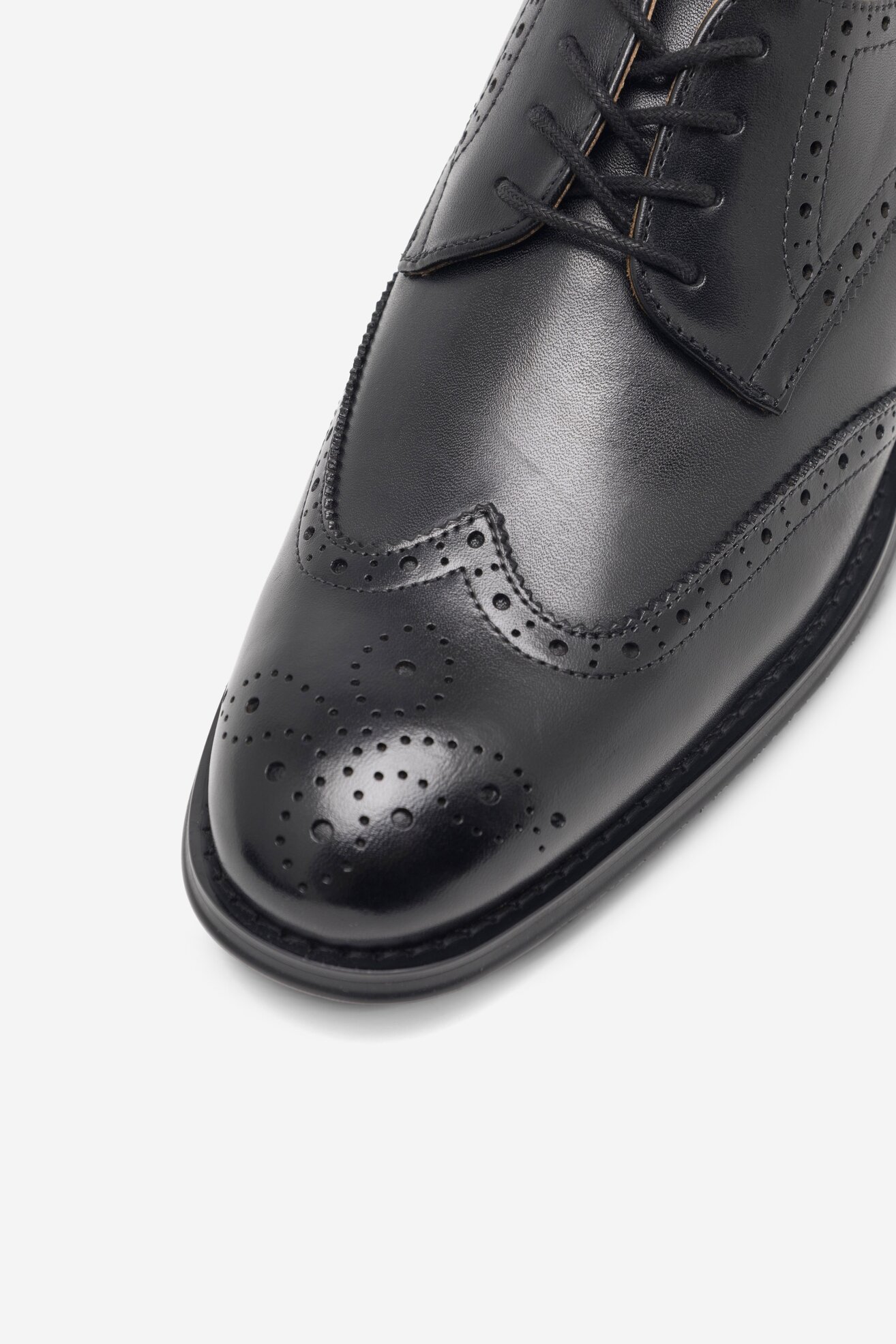 Półbuty Gino Rossi FABIANO-02 123AM Czarny