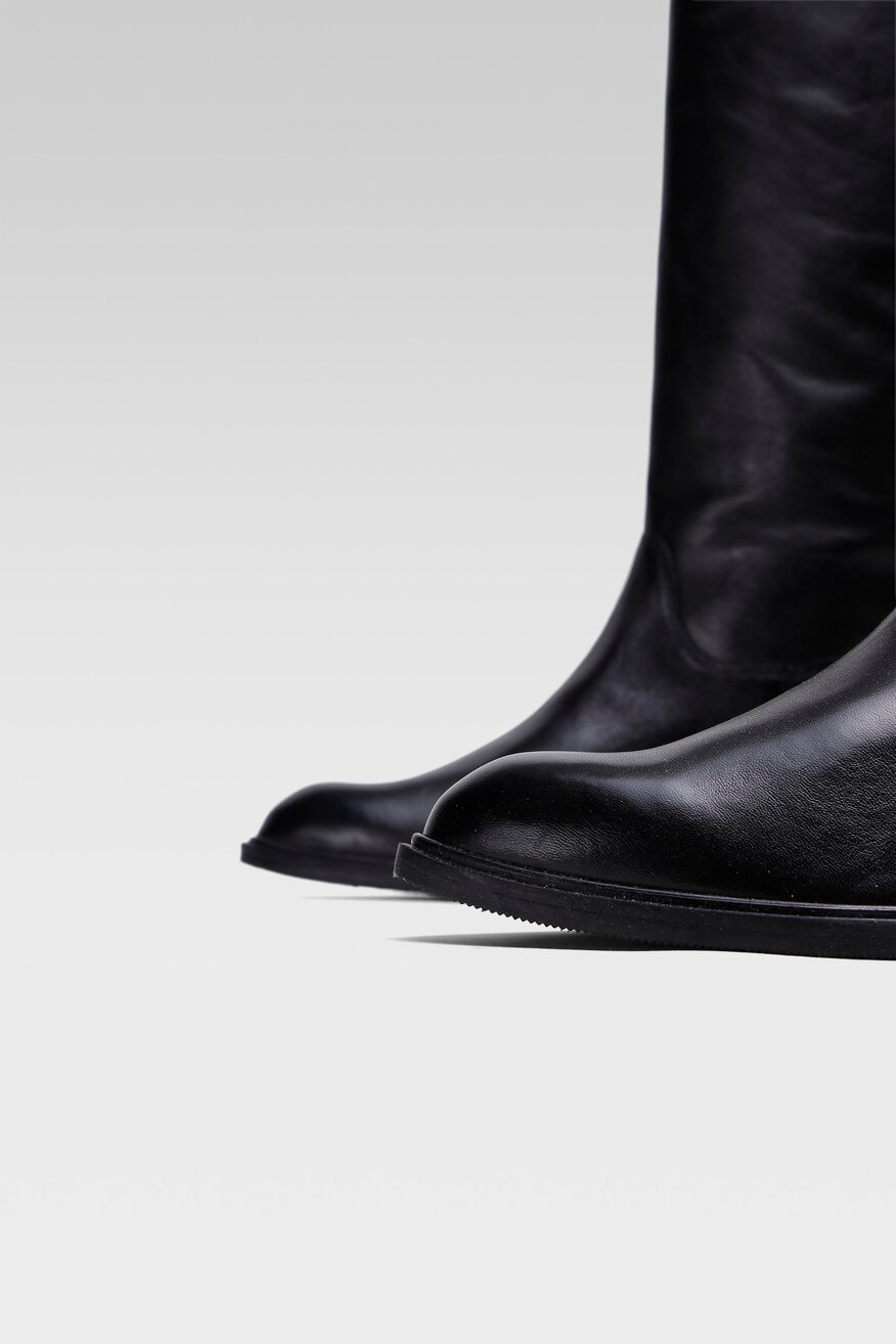 
                Lasocki - Skórzane kozaki czarne - 5904248021269