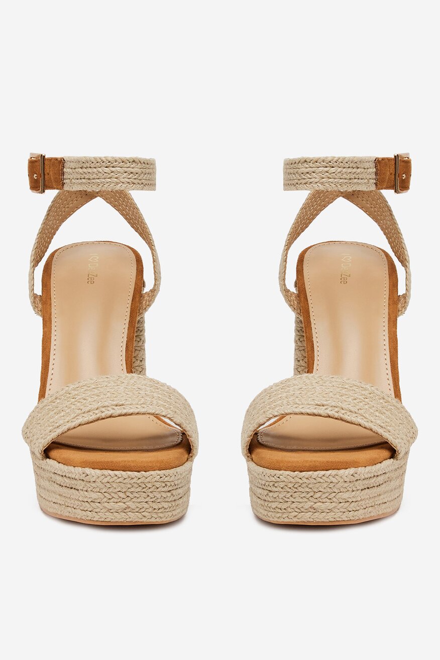 
                DeeZee - Sandały na słupku - 5904410849691