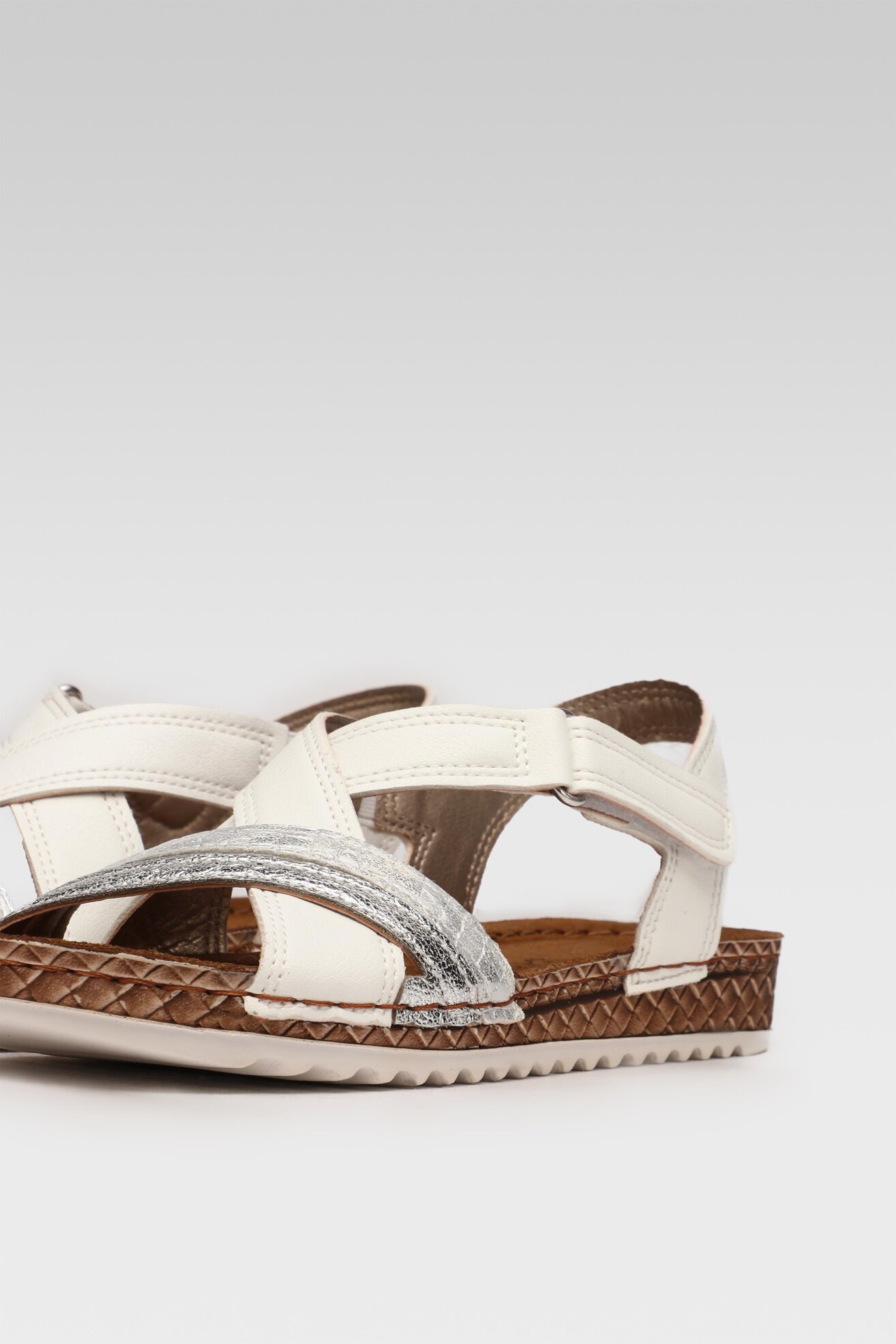 Sandały Inblu VO173E02 Biały