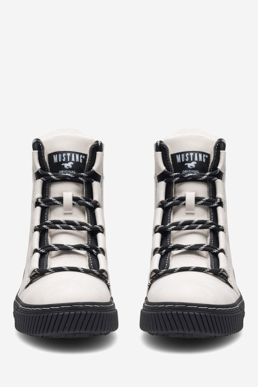 
                Боти Mustang БЯЛ - 5905588863274