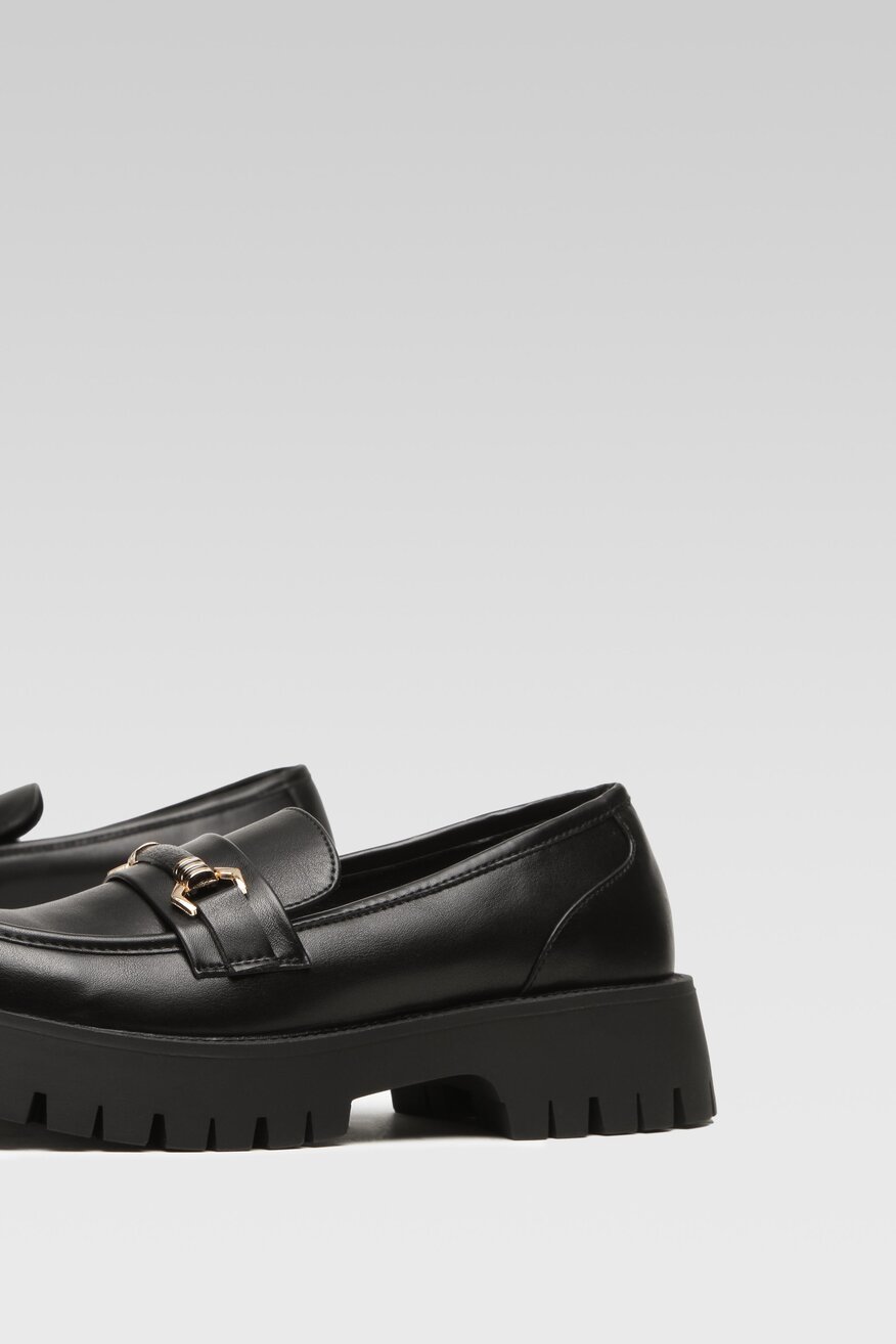 
                DeeZee - Loafersy na grubej podeszwie - 5904862552408