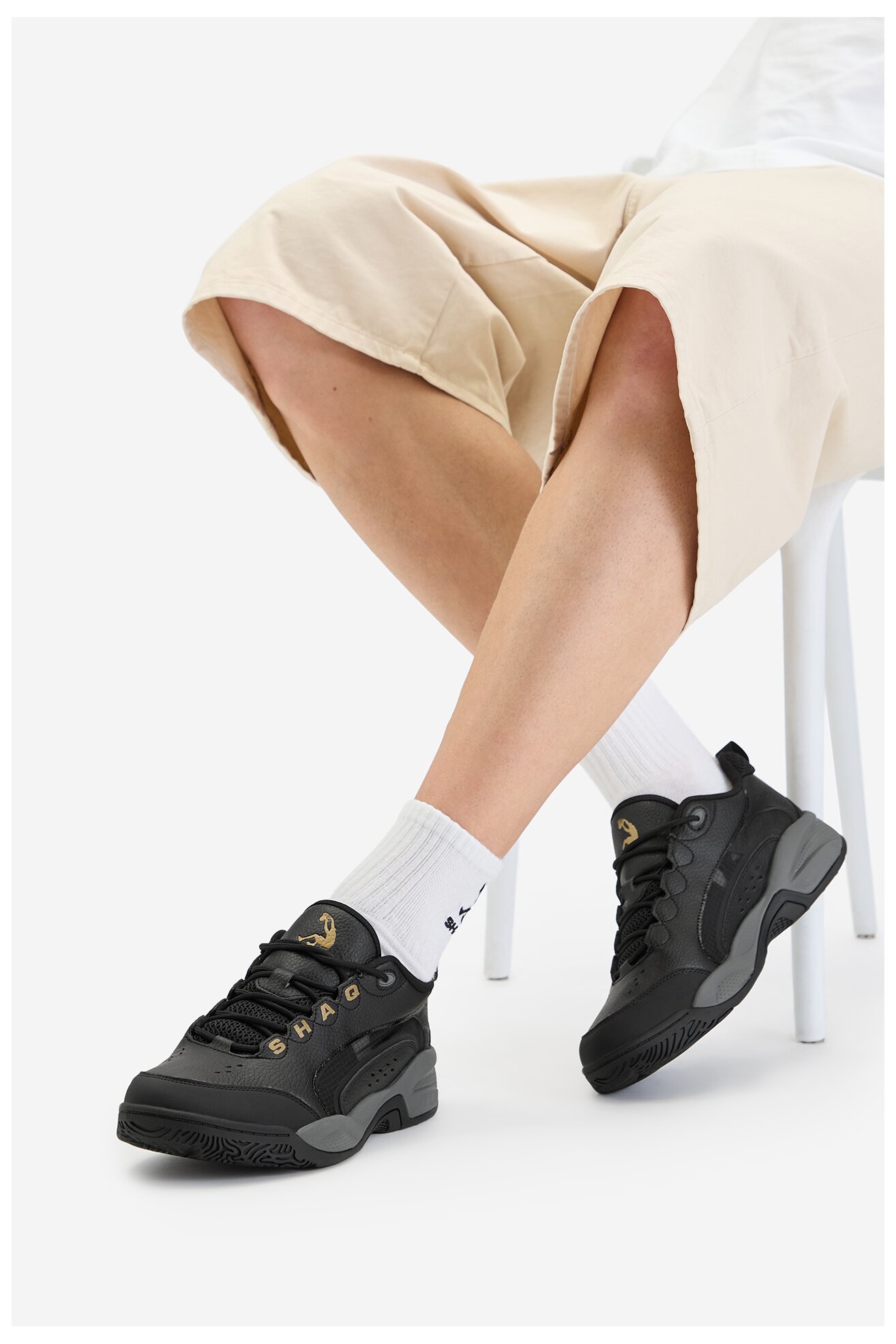 Кросівки спортивні SHAQ EO-GOLIATH AQ95071M-BVZ ЧОРНИЙ