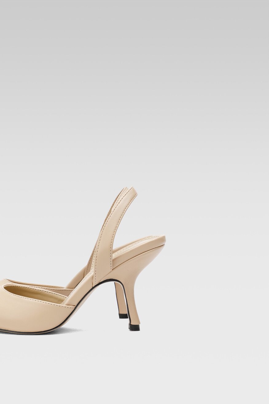 
                Jenny Fairy - Czółenka beżowe - 5904862756820