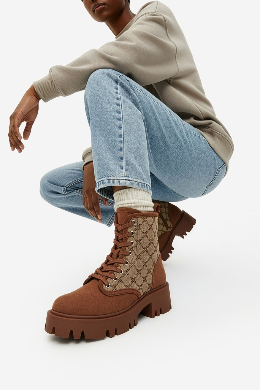 
                        Боти NINE WEST CEO-MALAK-01 КАМЕЛ - 5906751475133