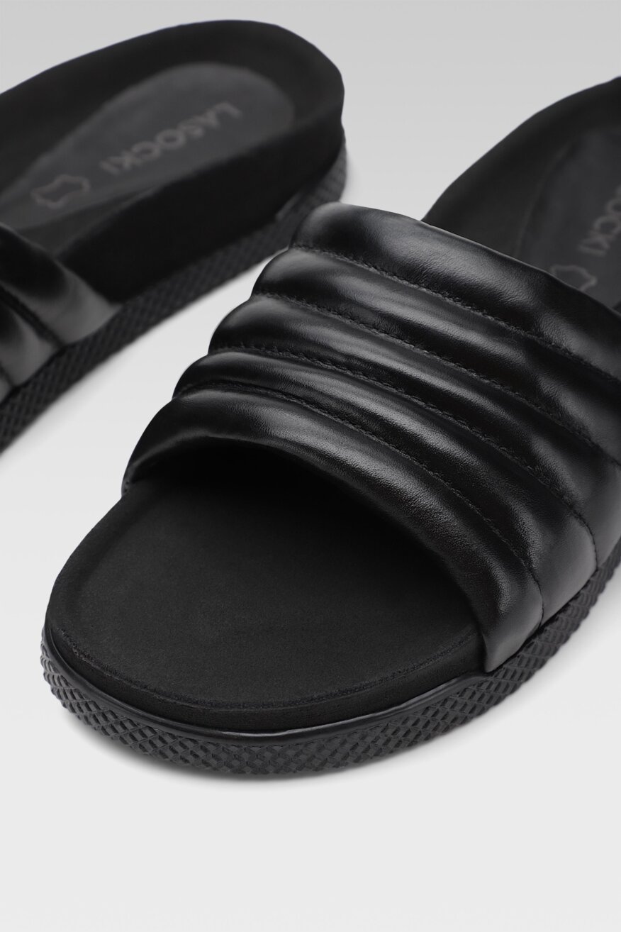 
                Papuče Lasocki CRNA - 5903698657110