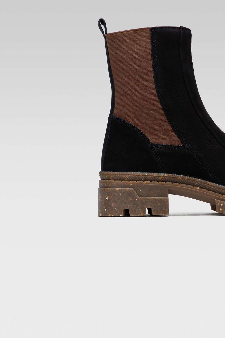 
                Ghete Lasocki NEGRU - 5904248150594