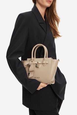 Сумка З Ремінцем NINE WEST CEO-CHELSEA-CHARM-I-LX10187 БЕЖЕВИЙ