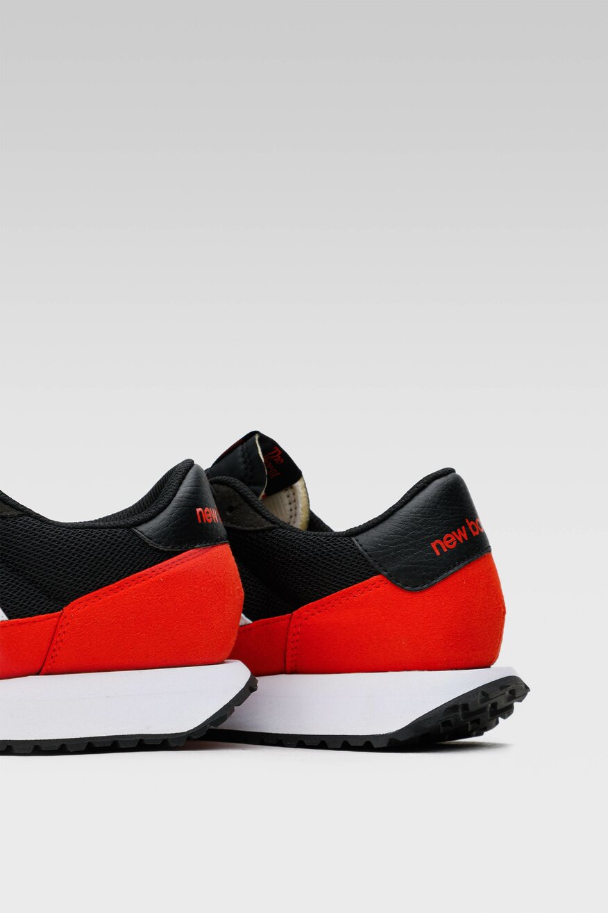 
                New Balance - Sneakersy kontrastowe - 5904862026176