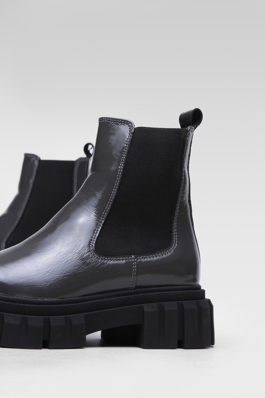 
                Inuovo - Skórzane botki szare - 5904862224404